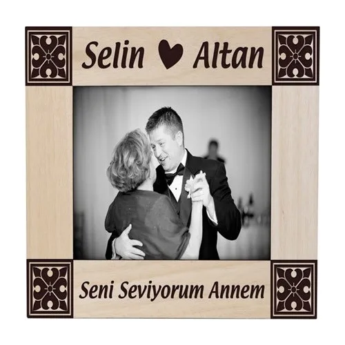  Anneye Özel Ahşap Çerçeve